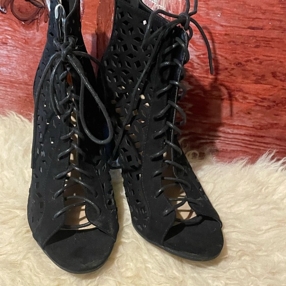 Yoki shoes - Picture 2 of 8